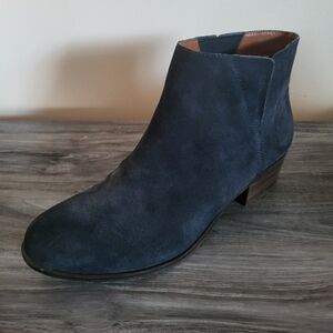 Lucky Brand Benissa Suede Ankle Boots Navy Blue Size 8.5